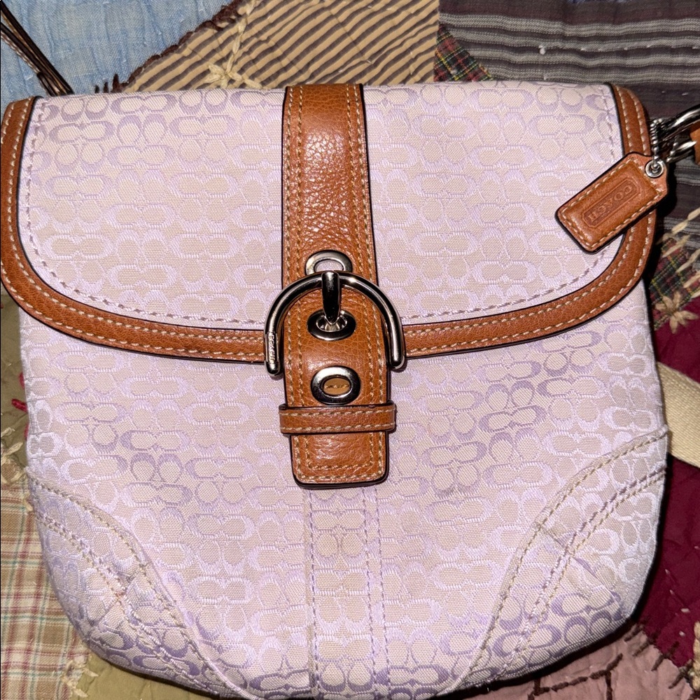 Coach Lavender Mini **RARE** - Picture 8 of 8